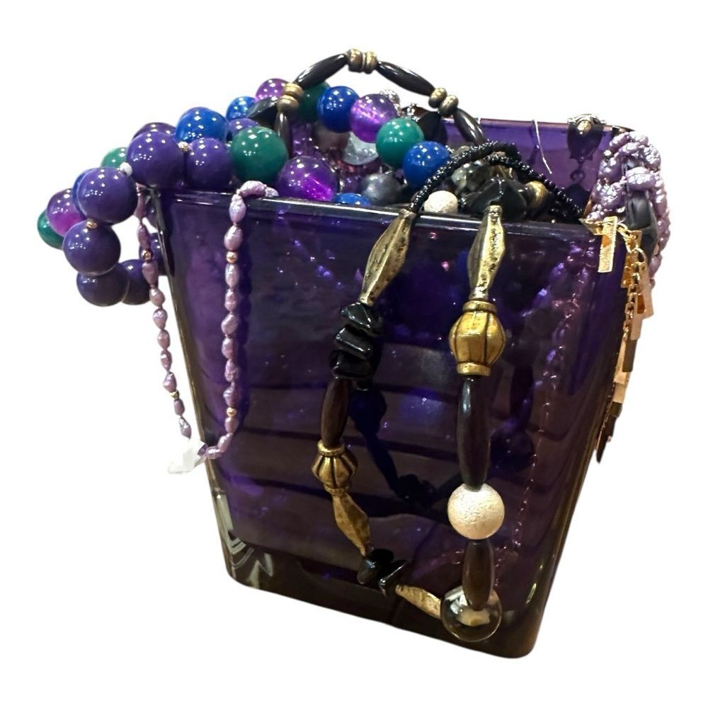 Estate Vintage to now chains & Beaded pieces mixed lot wearable or craftable - Picture 2 of 12